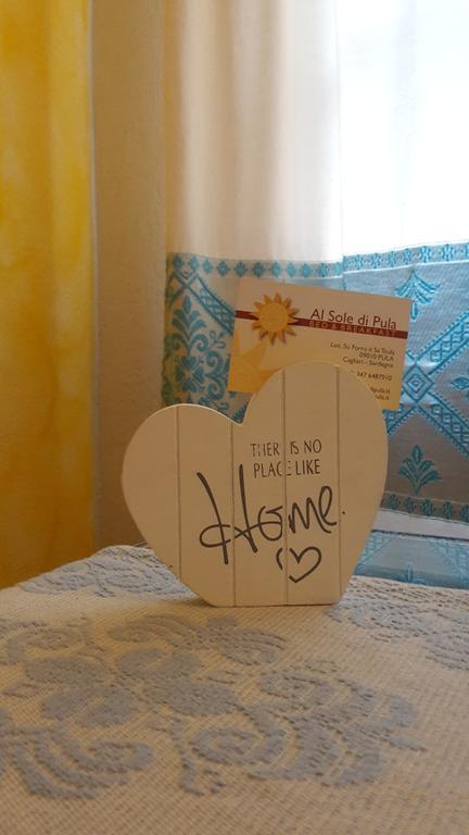 Al Sole Di Pula Bed and Breakfast Εξωτερικό φωτογραφία